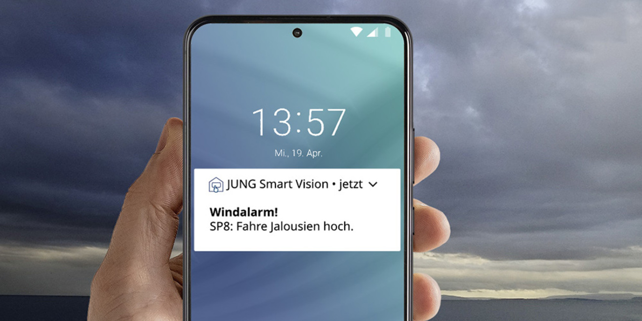 JUNG Smart Panel 8 bei Raabe Elektro-Anlagen GmbH in Eisenach