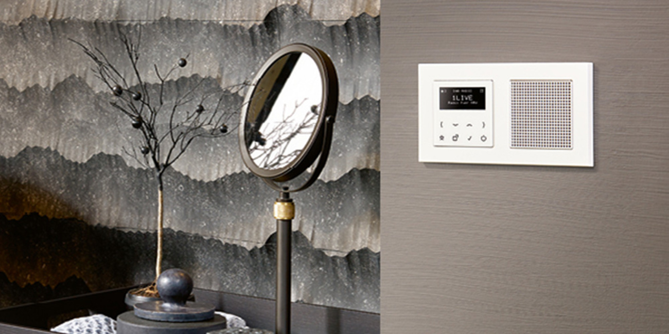 JUNG Smart Radio DAB+ bei Raabe Elektro-Anlagen GmbH in Eisenach